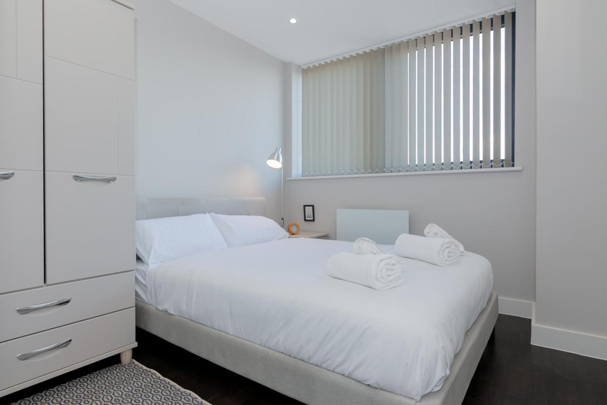 Apartments In Шефилд Екстериор снимка